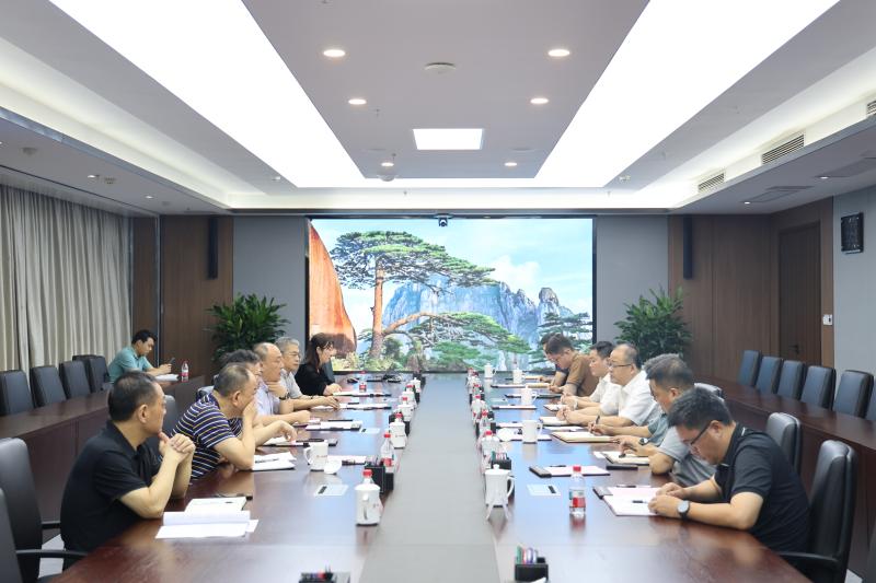 合肥市包河區(qū)區(qū)委副書記、區(qū)長(zhǎng)李煒一行到公司調(diào)研