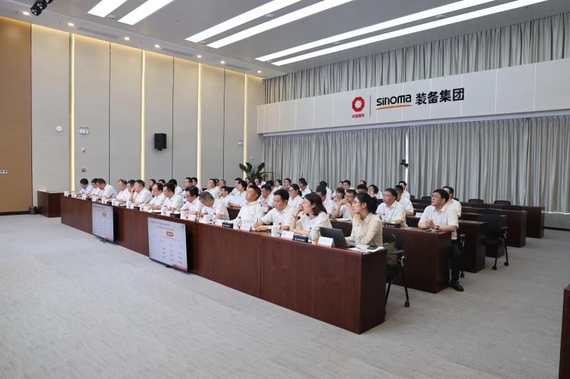 朱兵到裝備集團講授深入學習貫徹中央八項規(guī)定精神專題黨課
